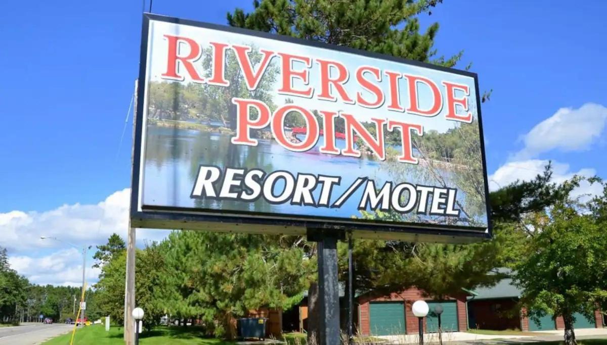 Park Rapids Riverside Point Resort Motel מראה חיצוני תמונה