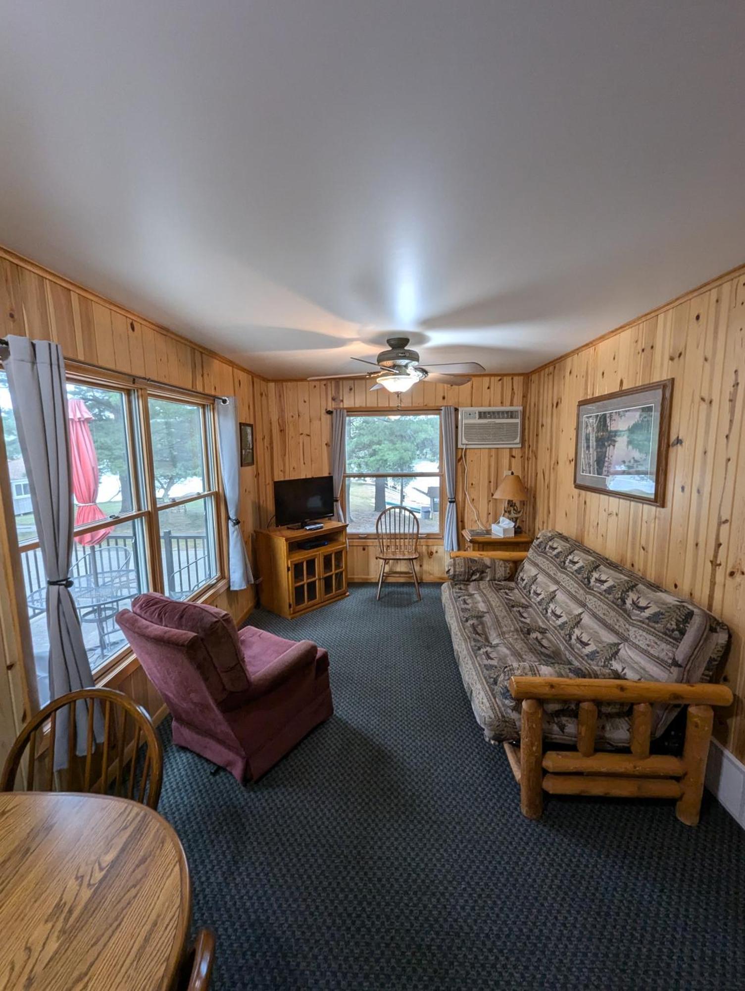 Park Rapids Riverside Point Resort Motel מראה חיצוני תמונה