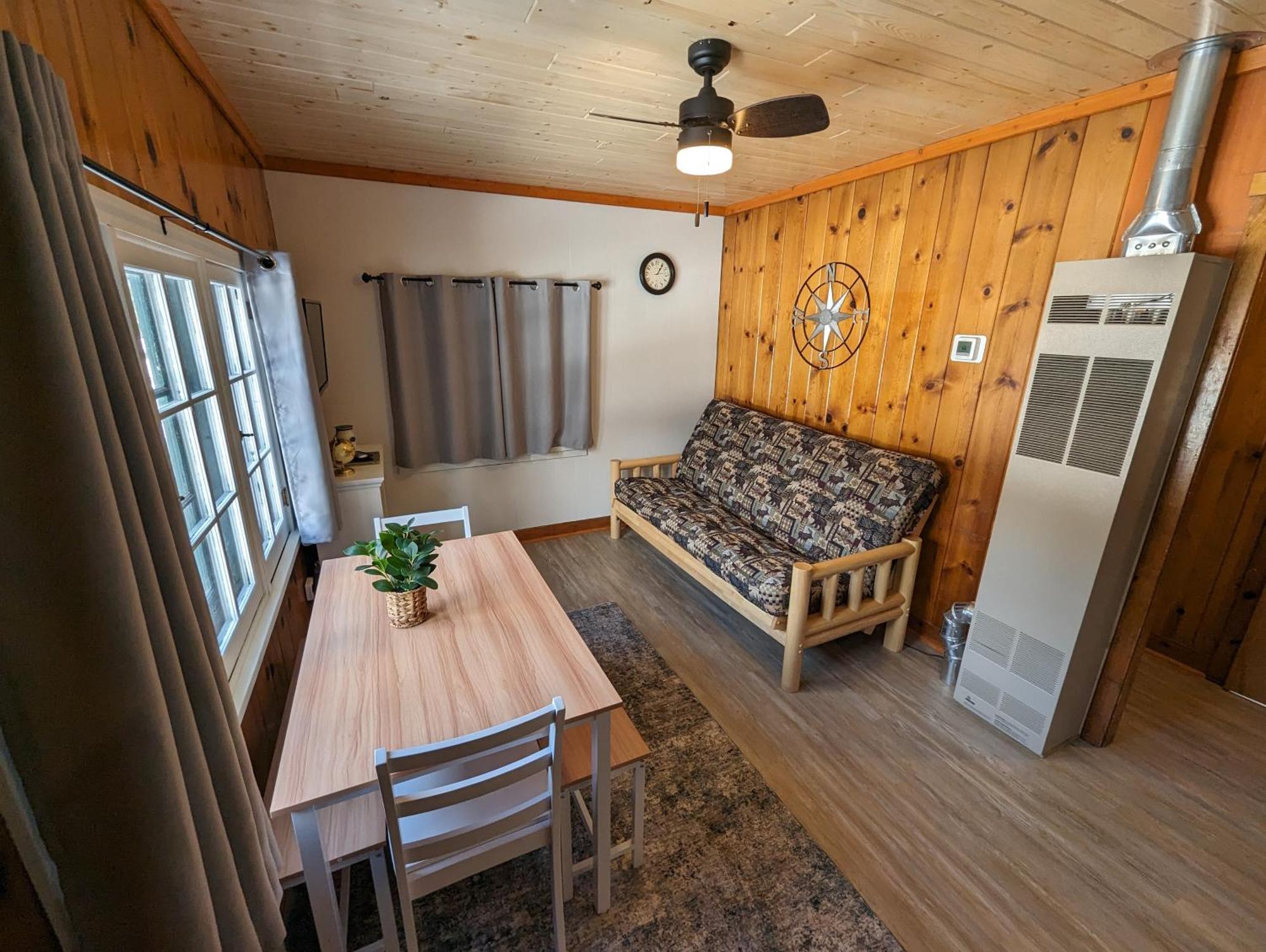 Park Rapids Riverside Point Resort Motel מראה חיצוני תמונה