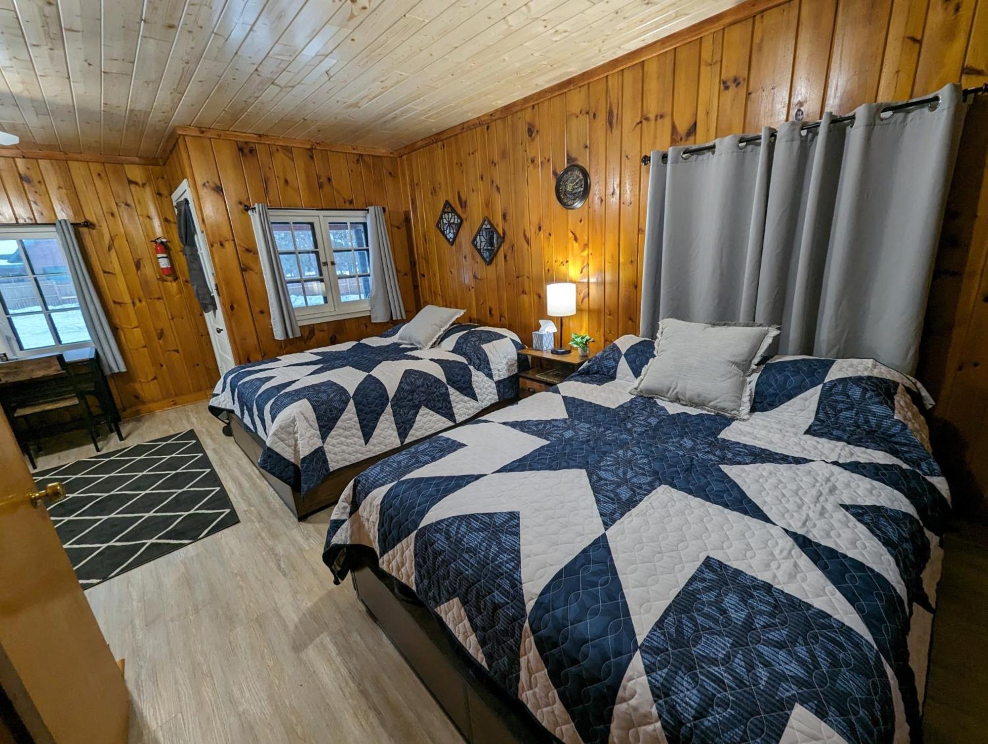 Park Rapids Riverside Point Resort Motel מראה חיצוני תמונה